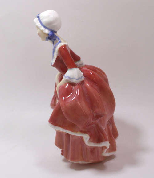 Vintage Royal Doulton Bone China `Goody Two Shoes` HN 2037 Figurine