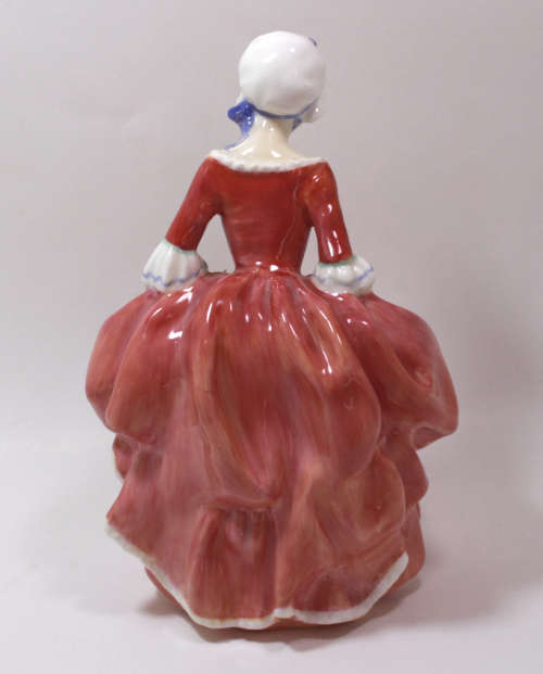 Vintage Royal Doulton Bone China `Goody Two Shoes` HN 2037 Figurine