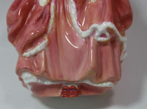 Vintage Royal Doulton Bone China `Goody Two Shoes` HN 2037 Figurine