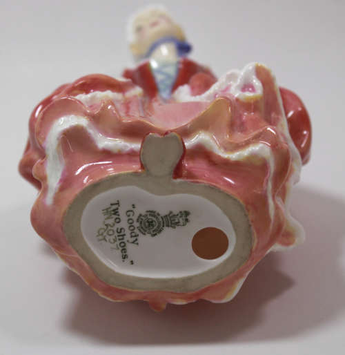 Vintage Royal Doulton Bone China `Goody Two Shoes` HN 2037 Figurine