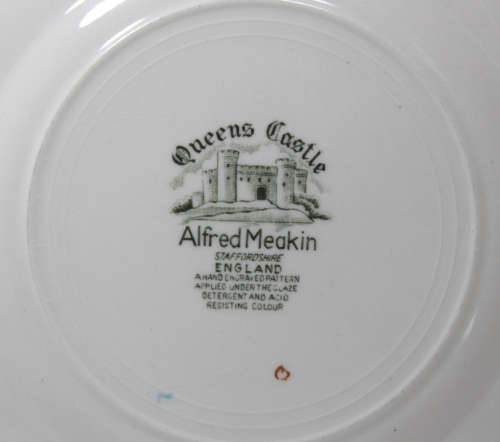 Vintage Alfred Meakin Decorative Wall Plate - Queen`s Castle