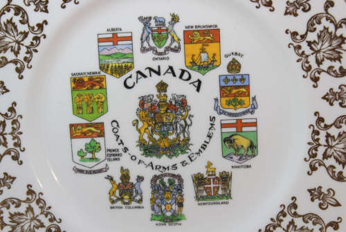 Canada Coats-Of-Arms and Emblems Decorative Wall  Plate by Paragon