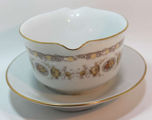 Noritake Selina Pattern 2252 Gravy Boat and Attached Underplate