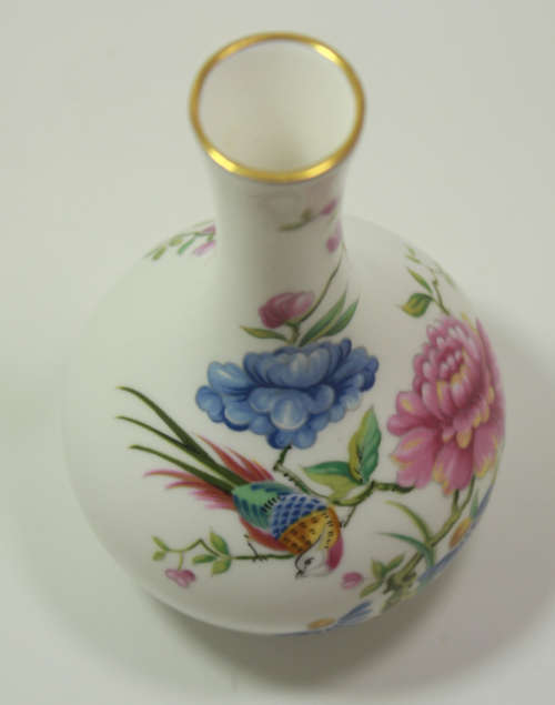 Fine Bone China Oriental Bird Bud Vase by Spode