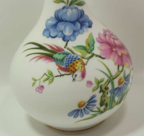 Fine Bone China Oriental Bird Bud Vase by Spode