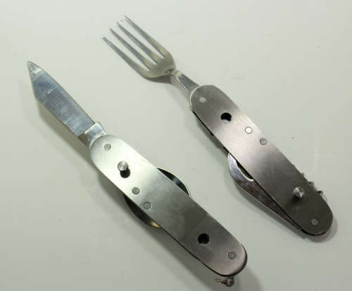 Pair of Folding Aluminium `Dixie` Mess Kits for Campers with Fold Up Cutlery