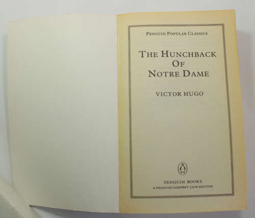 The Hunchback Of Notre-Dame by Victor Hugo Penguin Popular Classics Softcover Book
