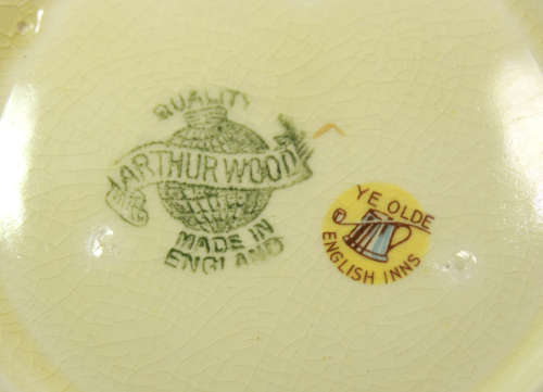 Pair of Vintage Arthur Wood `Ye Olde English Inns` Beer Tankards