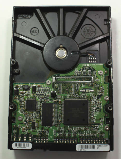 Maxtor DiamondMax Plus 9 3.5` IDE 120GB Hard Drive 6Y120P0
