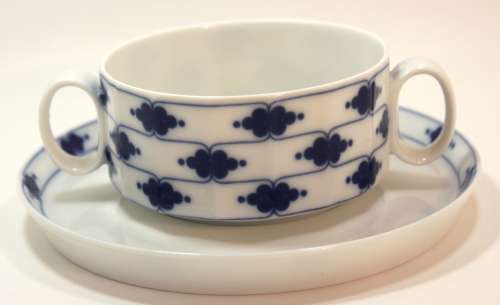 Set of Four Rosenthal Studio Linie `Corinth` Pattern by Tapio Wirkkala Bouillon Cups and Underplates
