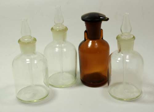3 x Chemical Dropping Bottles with Pipette (No Rubber) & 1 x Amber Glass Bottle with Stopper