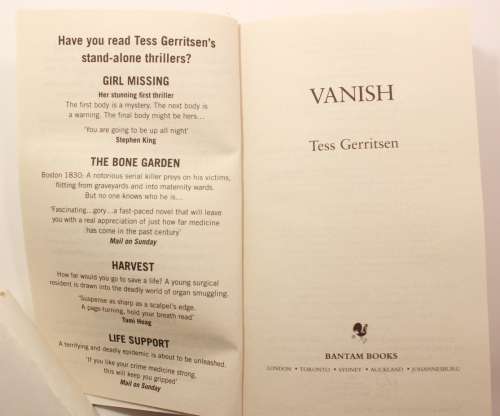 Vanish by Tess Gerritsen Softcover Book