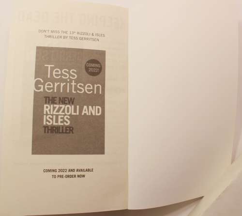 Vanish by Tess Gerritsen Softcover Book