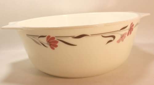 Vintage Large Pyrex Casserole Dish