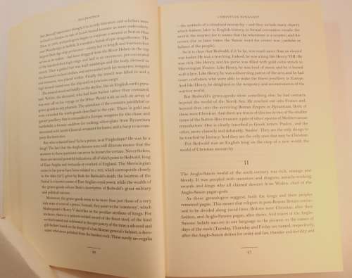 Crown & Country A History Of England Through The Monarchy by David Starkey Softcover Book