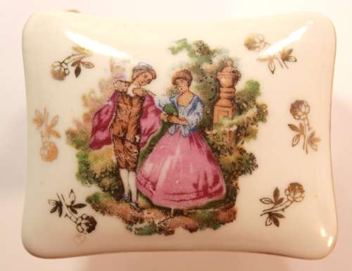 Vintage Gloria Hand Painted Footed Trinket Dish With Lid #2492