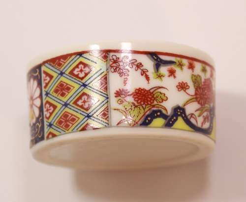 Small Japanese Imari Style Trinket Bowl With Lid
