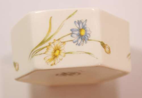 Hammersley Bone China Hexagonal Small Trinket Bowl with Lid