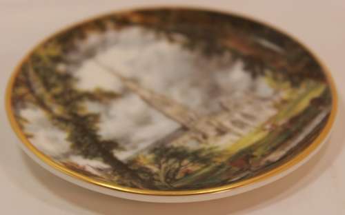 Salisbury Cathedral Miniature Decorative Display Plate by Coalport.