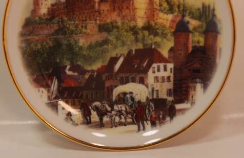 Reutter Porzellan Heidelberg Miniature Ornamental Display Plate