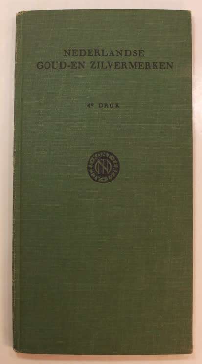 Nederlandse Goud En Zilvermerken by Elias Voet Jr Hardcover Book