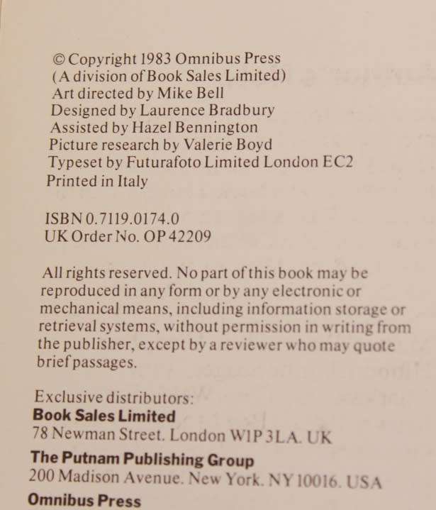 Deep Purple The Illustrated Biography by Chris Charlesworth Softcover Book