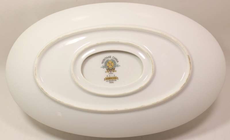 Noritake `Harwood` 6312 Gravy Boat with Attached Underplate Made In Japan