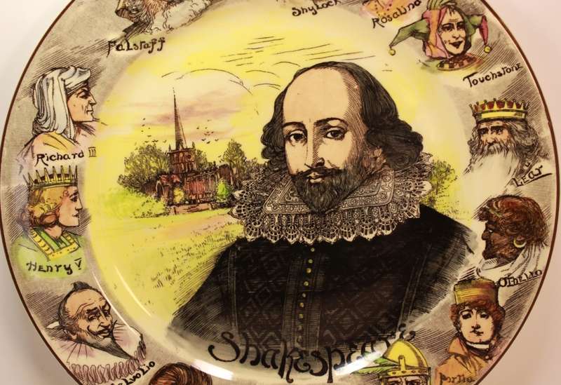 Vintage Royal Doulton `Shakespeare`s Portrait` D5910 Wall Plate