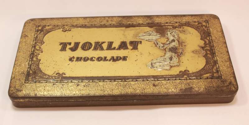 Vintage Tjoklat-Fabriek N.V. Amsterdam Chocolate Tin