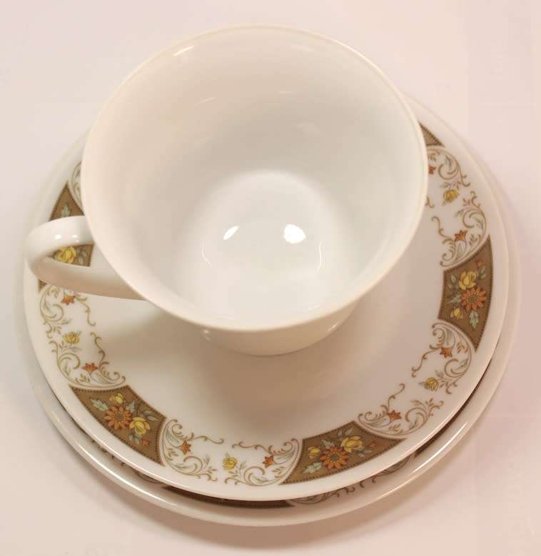 Filigree Pattern 424 Noritake Royal Ceramics White Bone China Tea Service Trio