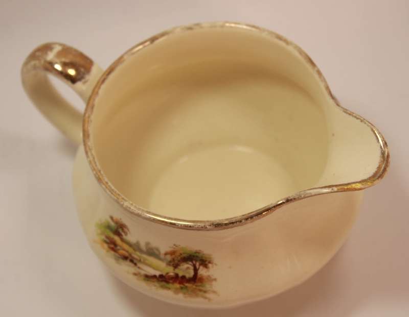 Vintage Alfred Meakin The White Horse Country Inn Milk Jug