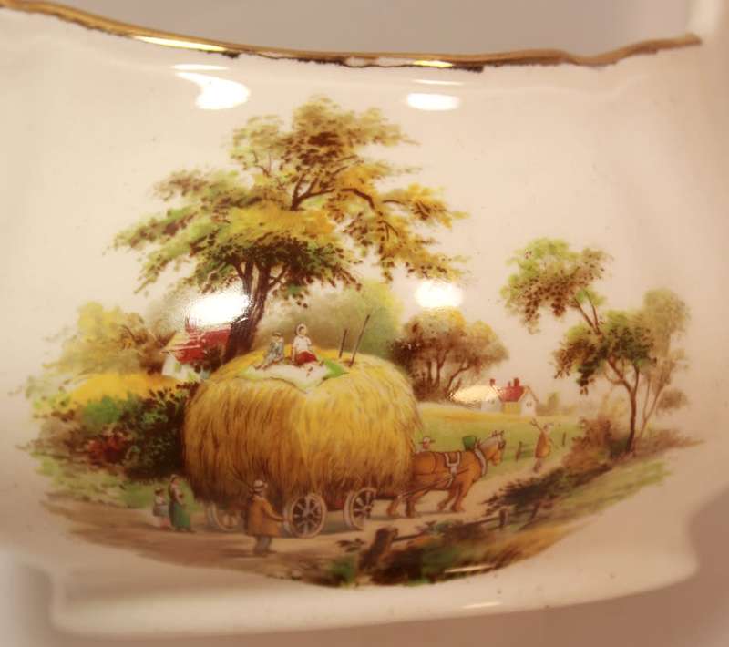 Vintage Alfred Meakin `The Hayride` Gravy Boat