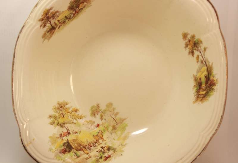 Vintage Alfred Meakin `The Hayride` Large Serving Bowl