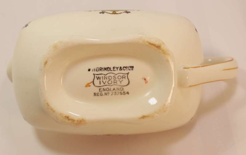 Vintage Grindley Windsor Ivory Gravy Boat