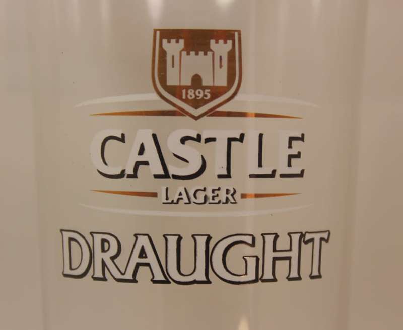 Six Castle Lager Draught 500ml Beer Glasses In Original Box