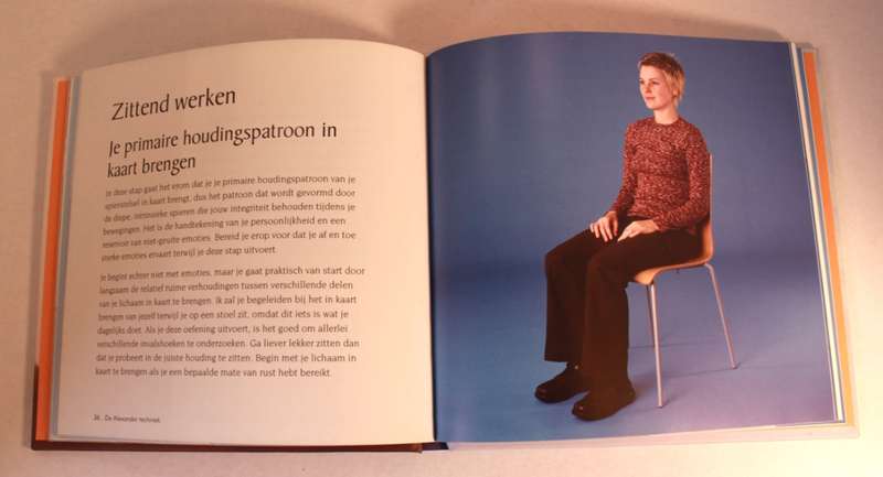 4 x Mind, Body and Spirit  Books Dutch Language (Chakra's, Boeddhisme, Yoga, De Alexander Techniek)