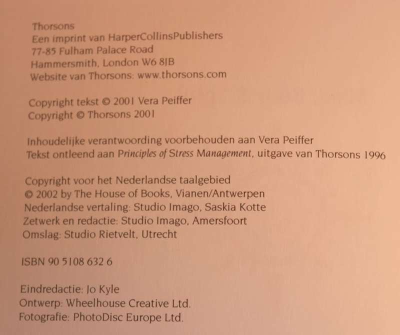 4 x Mind, Body and Spirit Books Dutch Language(Stressmanagement, Meditatie, Reiki, Pilates)