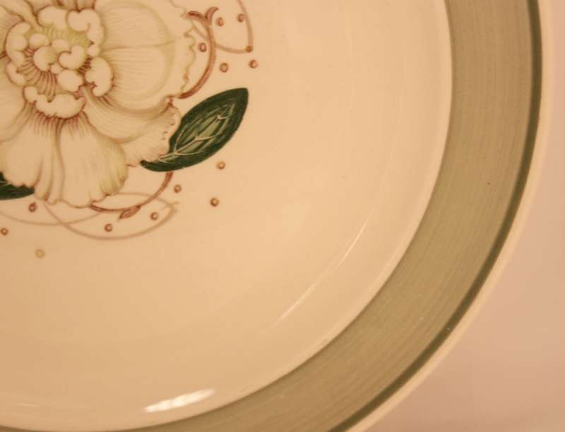 Pair Of Susie Cooper Gardenia E2405 Entree Plates 25.0cm