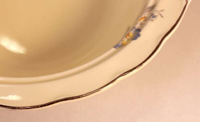 Vintage W H Grindley Cream Petal Lidded Tureen