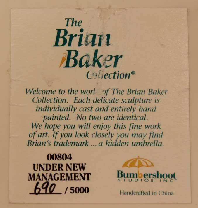Brian Baker Collection "Under New Management" Building (0804) for Train Set or Christmas Decoration