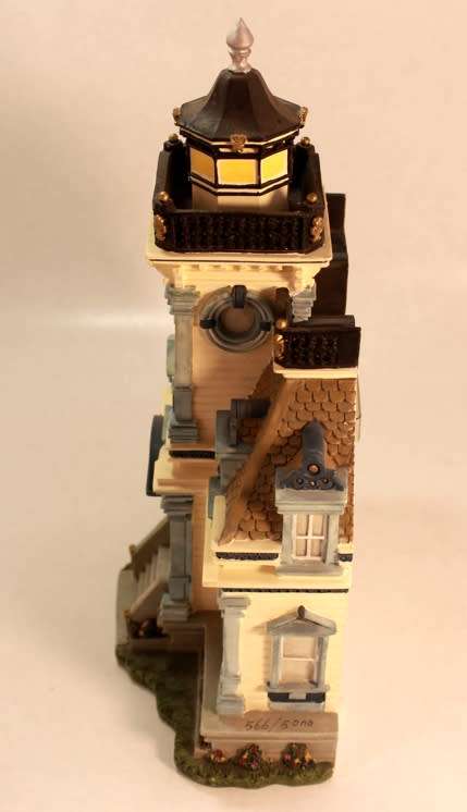 Brian Baker Collection "Fort Tomkins Lighthouse"(#0503) for Train Sets or Christmas Decoration Table
