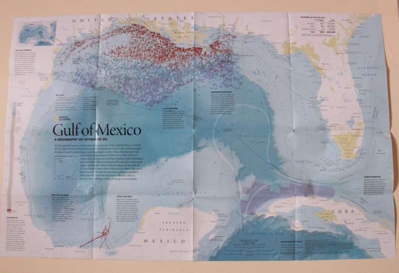 National Geographic Folded Map The Gulf Of Mexico A Geography Of Offshore Oil 2010