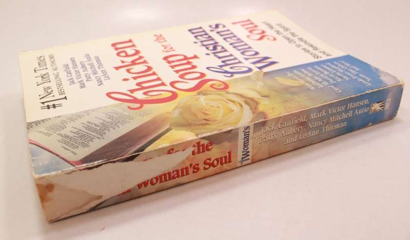 Chicken Soup For The Christian Woman's Soul by Various Authors Softcover Book