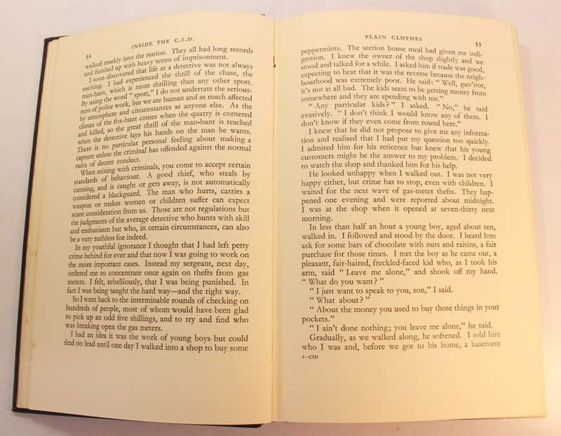 Inside The C.I.D. by Ex-Chief Superintendent Peter Beveridge Hardcover Book
