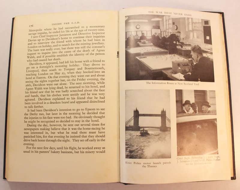 Inside The C.I.D. by Ex-Chief Superintendent Peter Beveridge Hardcover Book