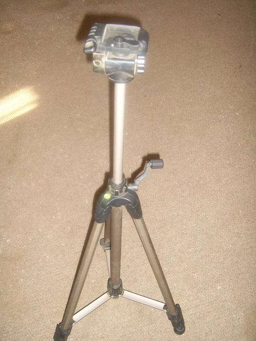 Vistaquest VQ-2200 GX Tri-Pod