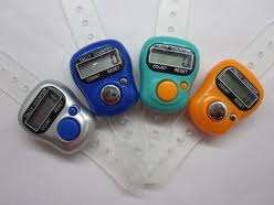 Smallest electronic finger tally counting device