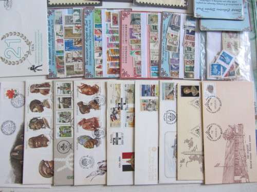 MIXED WORLD LOT WITH FDC'S,STAMPS,DSC'SAND ODDS & ENDS