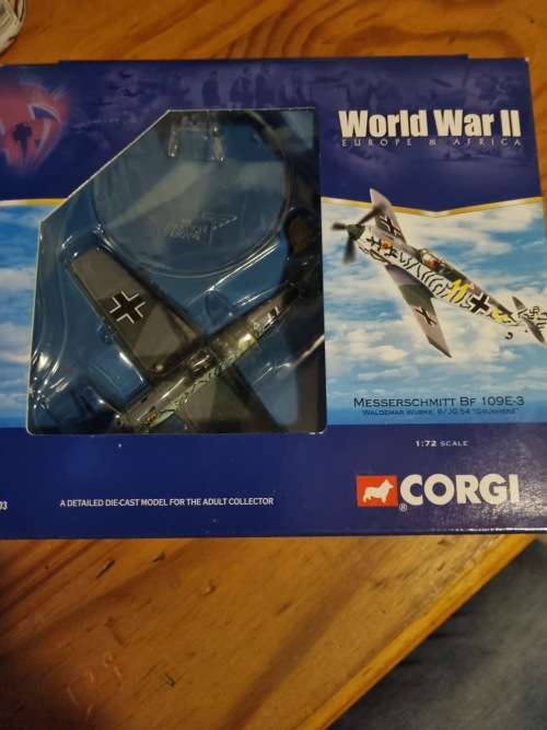Corgi Aviation Archive Collector Series AA32103 Messerschmitt Bf 109E Diecast Model