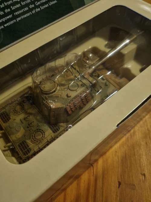 Corgi CC60201 PzKpfw V Panther Ausf.D Panzer Regt, Op Barbarossa Russia in 1:50